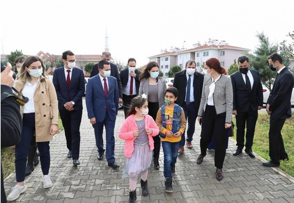 Şehit Mustafa SARI İlkokulu'na Anlamlı Ziyaret