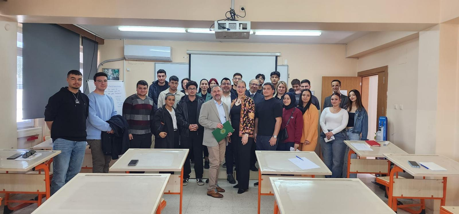 KARBON AYAK İZİ & SÜRDÜRÜLEBİLİR GELECEK SEMİNERİ GERÇEKLEŞTİRİLDİ